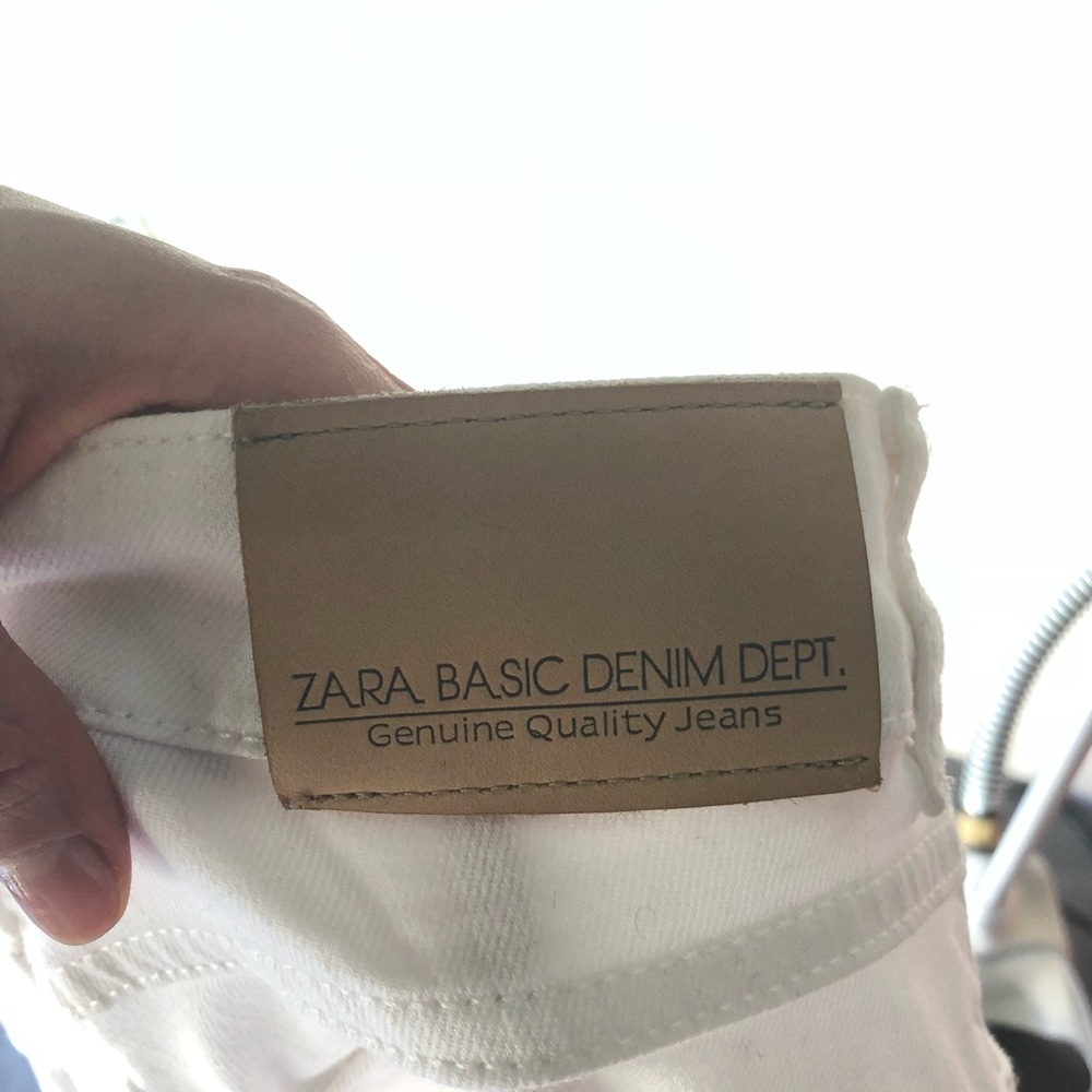 Zara Basic Denim High Rise  White Jeans